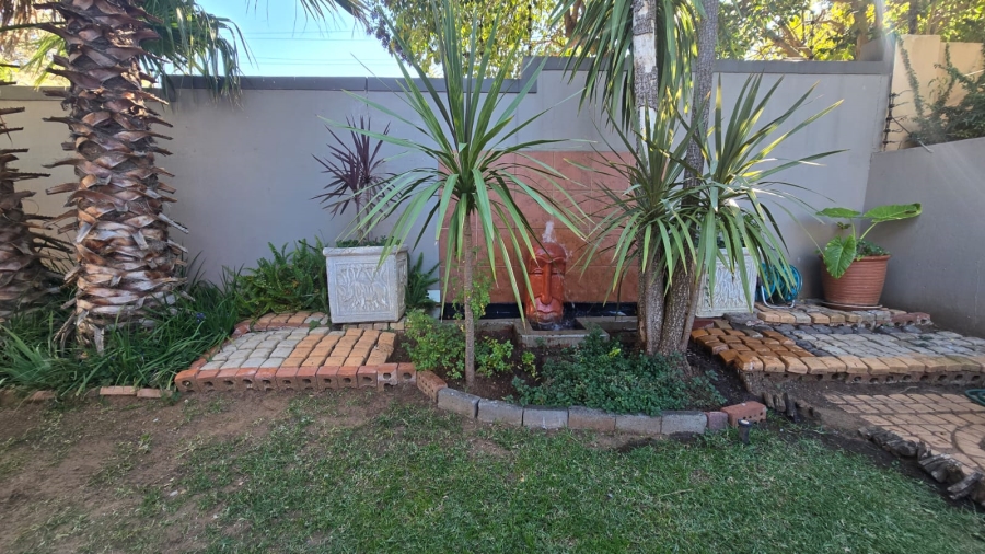 3 Bedroom Property for Sale in Pentagon Park Free State